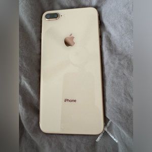iPhone 8 Plus